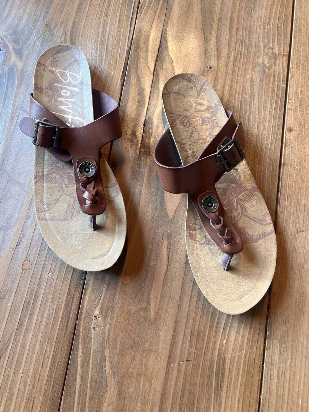 Blowfish Malibu Brown Braided T-Strap Sandals 7.5